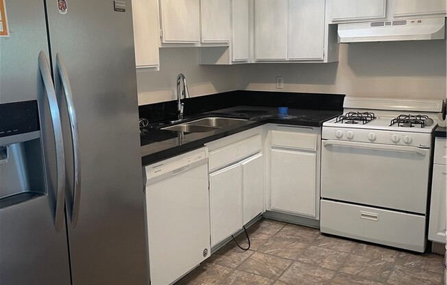 1 bed, 1 bath, 750 sqft, $2,100, Unit 202