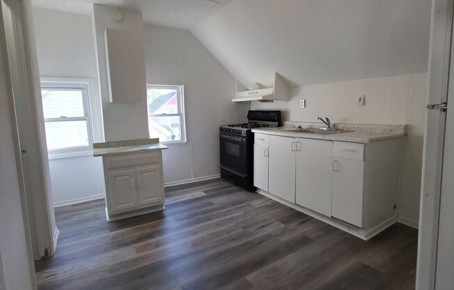 3547 - 3549 Trent Ave