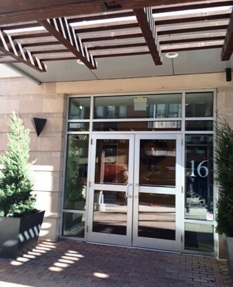 1 bed, 1 bath, 663 sqft, $3,400, Unit 510