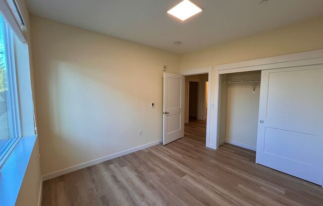 2 beds, 1 bath, $1,875, Unit A104