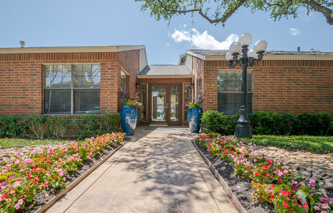 Welcome to Amberly Village Townhomes!