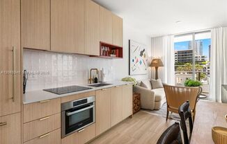 90 NE 32nd Street cu-801, Miami, FL 33137