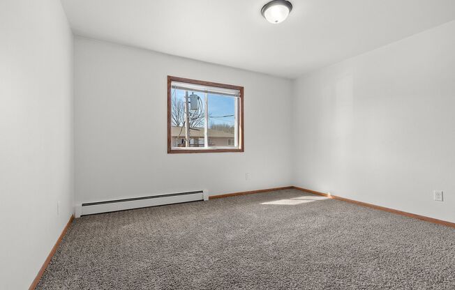 2 beds, 1 bath, 800 sqft, $1,049.99, Unit 1145-05