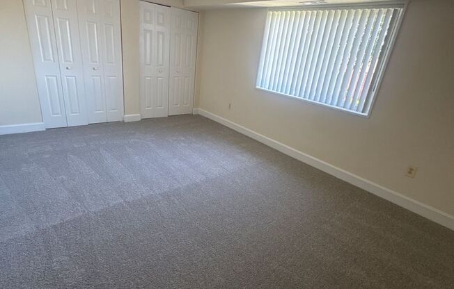 3 beds, 2 baths, 1,300 sqft, $2,300, Unit 3412 #203