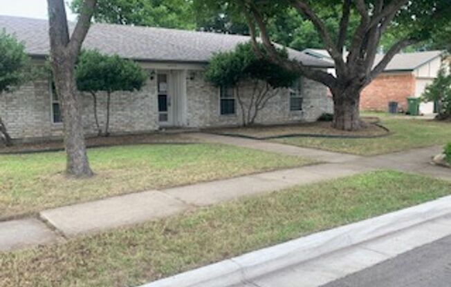 4/2/2 North Richland HIlls