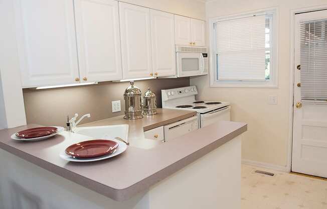 Granite Countertop Kitchen at Glen Lennox Apartments, Chapel Hill