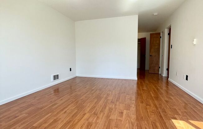 2 beds, 1 bath, 600 sqft, $2,195, Unit 201