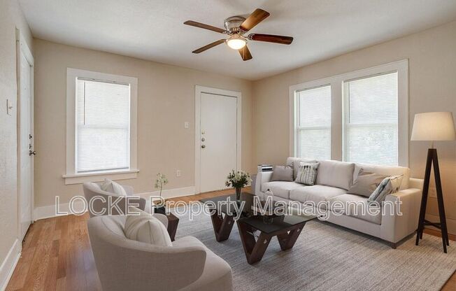 1016 E ARLINGTON AVE