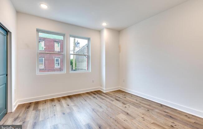 2346 N 6 ST