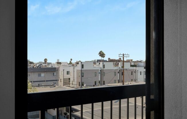 Studio, 1 bath, 500 sqft, $1,995, Unit Unit 304