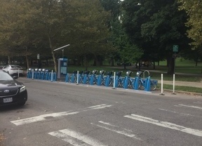 1 bed, 1 bath, 375 sqft, $1,095, Unit 2i