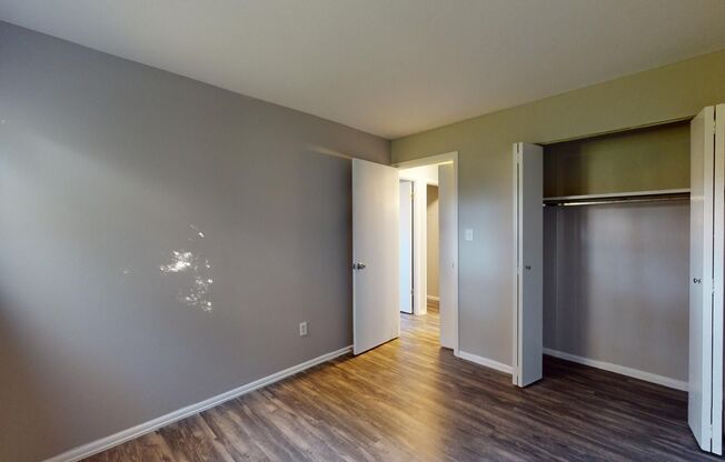 2 beds, 1 bath, 850 sqft, $925, Unit Unit 3