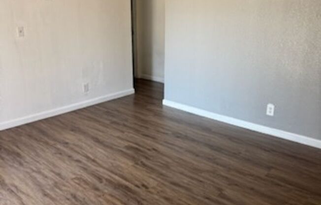 Pontiac Way Apartments