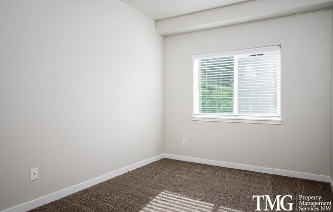 2 beds, 2 baths, 825 sqft, $1,599, Unit 1-12B