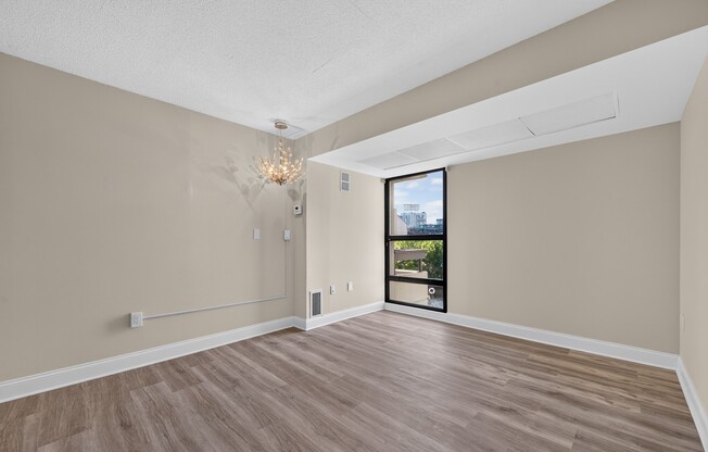 2 beds, 1 bath, 890 sqft, $3,500, Unit 308