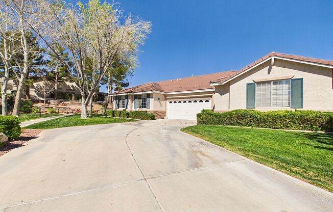 Elegant Fully Furnished 3-Bedroom 2-Bath Retreat in Summerlin