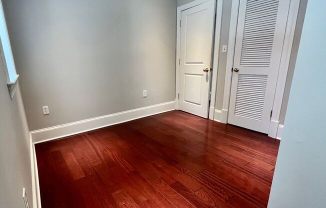 2 beds, 1 bath, $2,695, Unit Unit 6