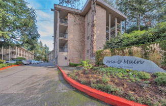 2 beds, 1 bath, $2,350, Unit UNIT 202