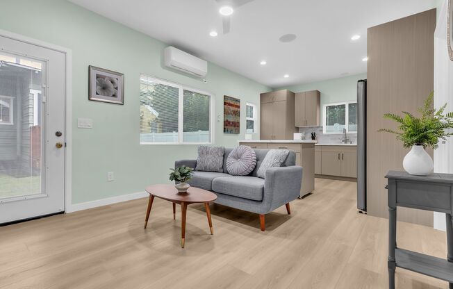 3965 LA SALLE AVE