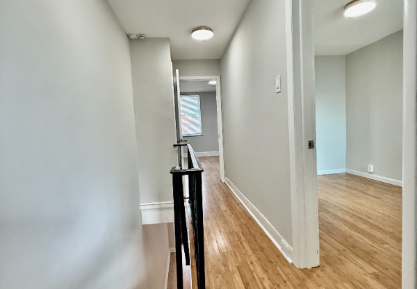 2322 S HUTCHINSON ST