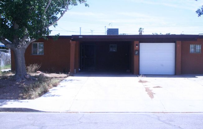 4943 LANA DR