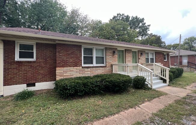 Donelson darling quadplex with private wooded back yard!!