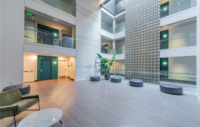 1 bed, 1 bath, 711 sqft, $2,800, Unit 1414