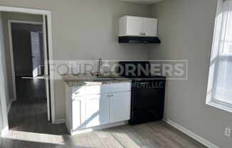 1 bed, 1 bath, 800 sqft, $795, Unit D