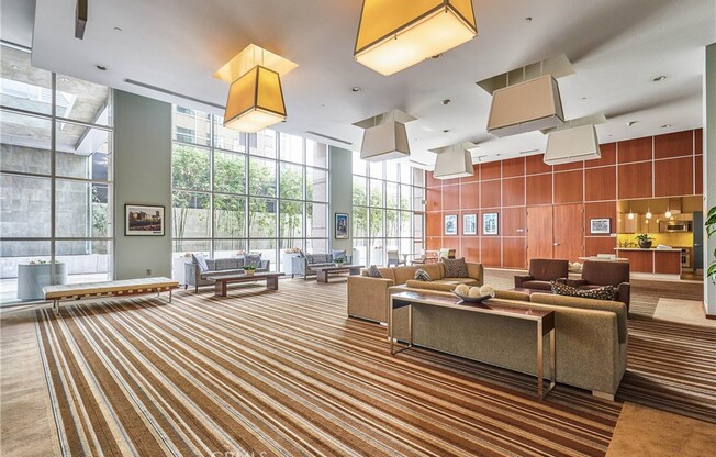 2 beds, 2 baths, 1,320 sqft, $3,850, Unit 1603