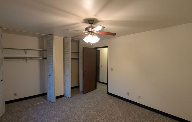 2 beds, 1 bath, 970 sqft, $1,149, Unit FB   3058