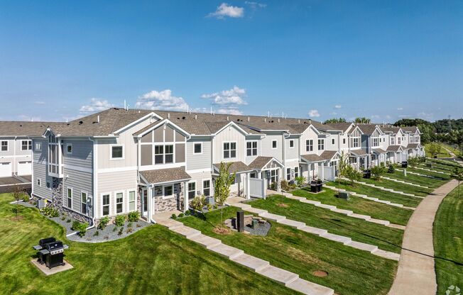 Gateway Court Townhomes - Shakopee, MN