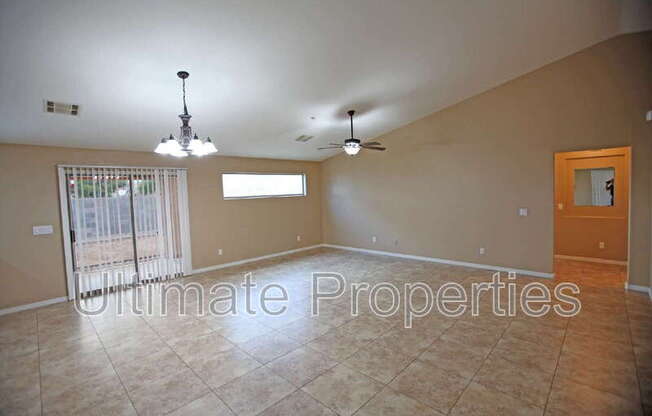 15616 N 164 LN