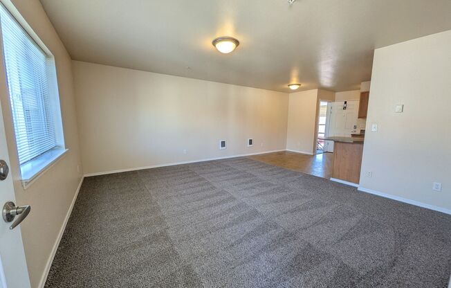 3 beds, 2 baths, 1,180 sqft, $1,529, Unit B303