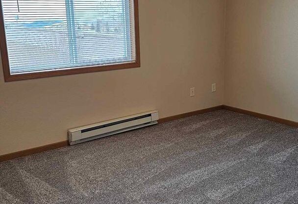 2 beds, 2 baths, 1,014 sqft, $1,415, Unit 1830-214