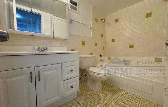 1 bed, 1 bath, 672 sqft, $1,625, Unit 4