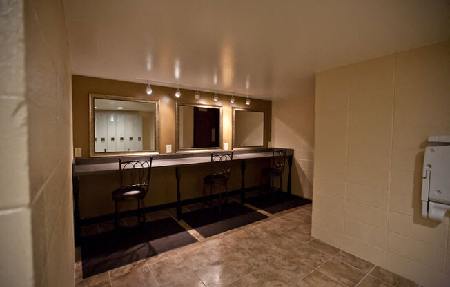Community bathroom at Harbor Pointe Apartments