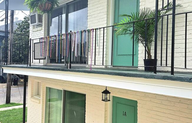 3921 Prytania