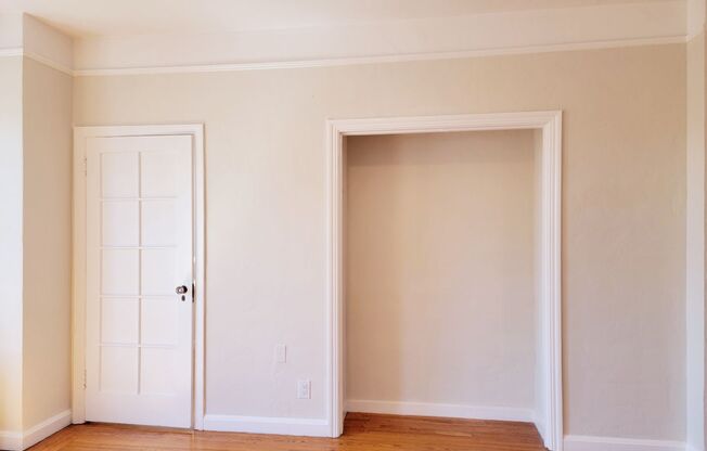 Studio, 1 bath, 450 sqft, $2,400, Unit 601