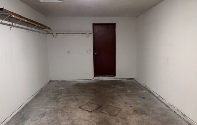 2 beds, 1 bath, 800 sqft, $1,595, Unit Clobes 7402-A