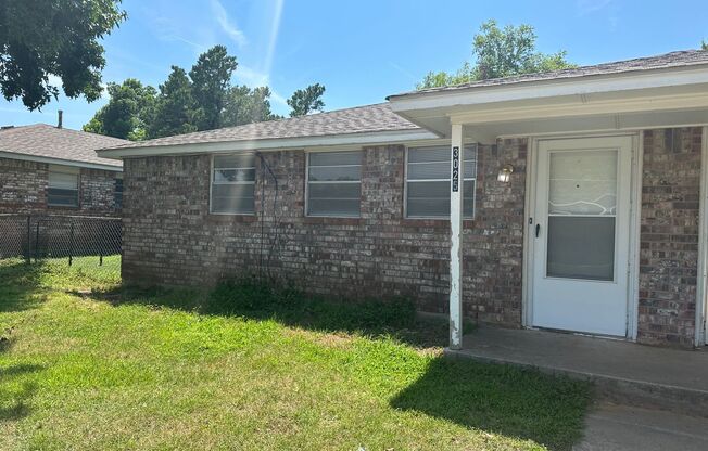 ***2 BED 1 BATH DUPLEX IN CHOCTAW***