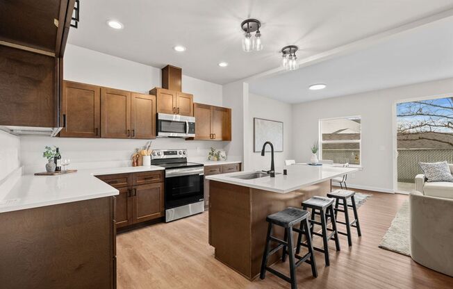 Luxury Living Off Appleway Trial Brand New-2 bed 2.5 bath townhomes-Available now
