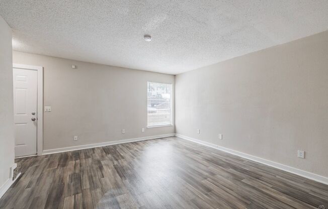 2 beds, 1.5 baths, 1,062 sqft, $1,150, Unit 1-09G