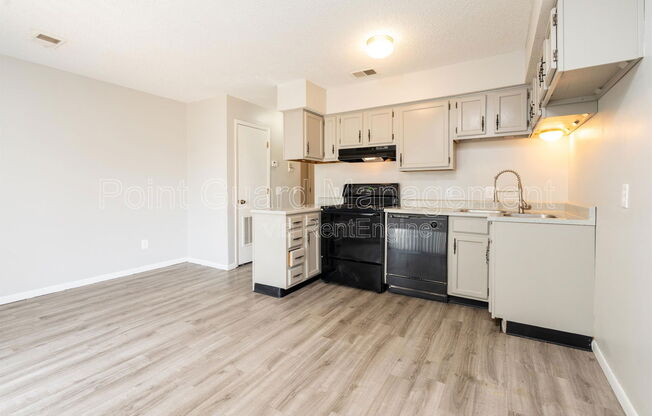 Studio, 1 bath, 384 sqft, $595, Unit 2110