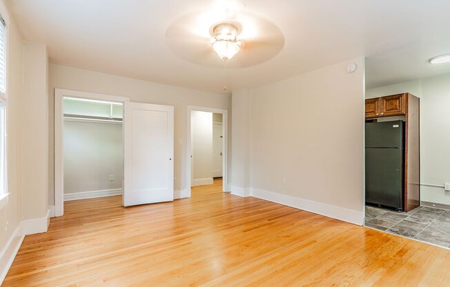 1 bed, 1 bath, 515 sqft, $1,799, Unit 212