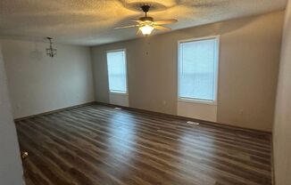 2 beds, 1 bath, $650