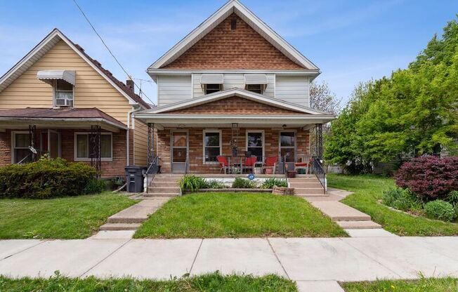 223 E WEBER ST