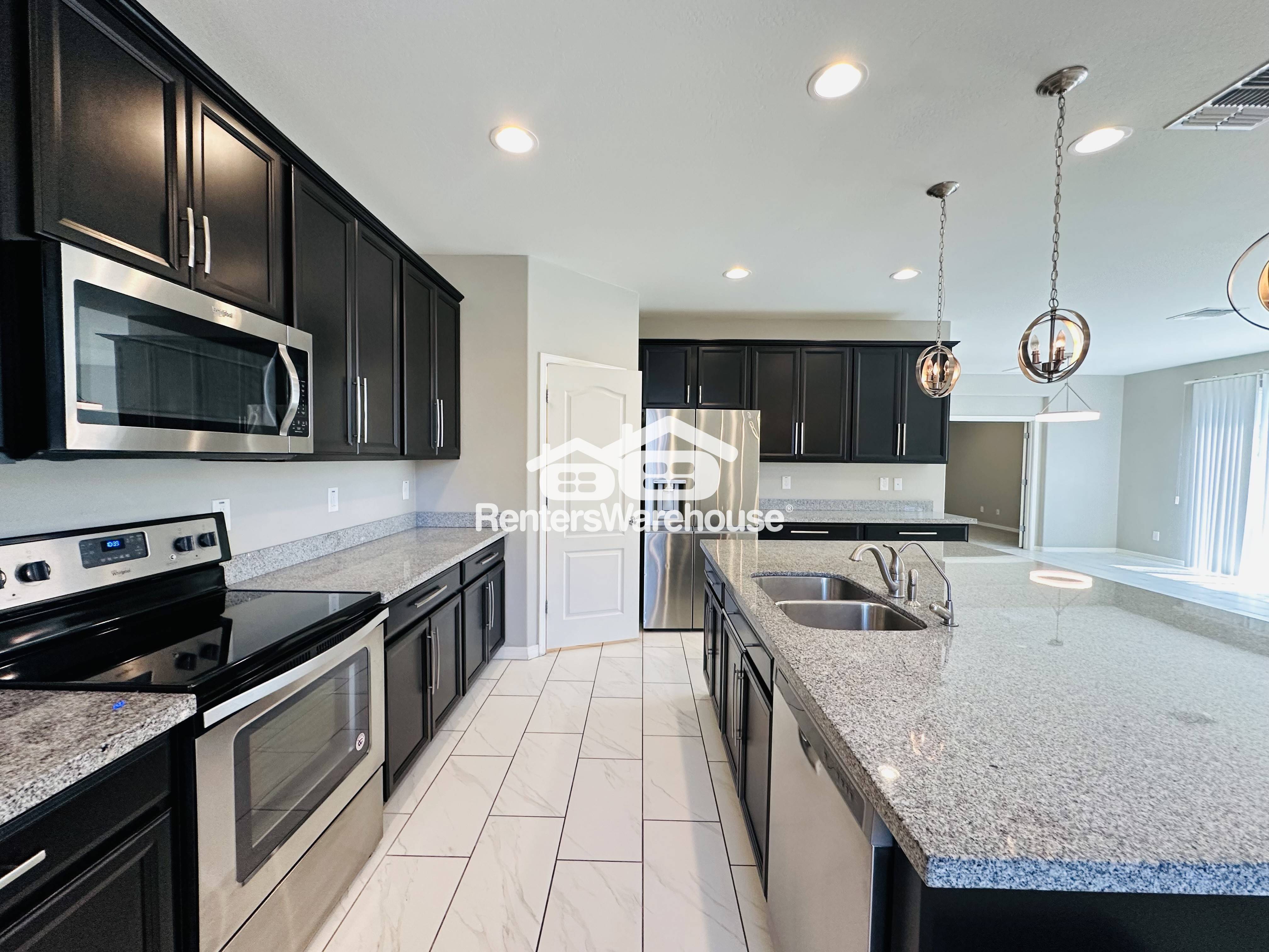9342 S 34 DR