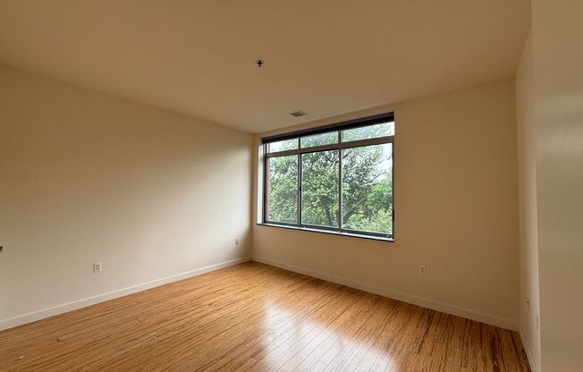 25 MCWILLIAMS PL