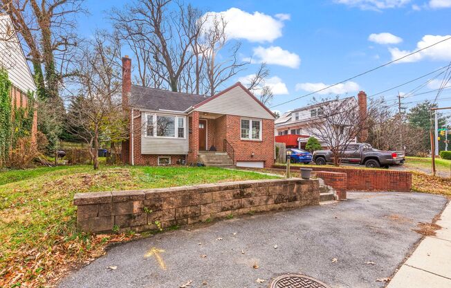Charming 3-Bedroom Home in Silver Spring