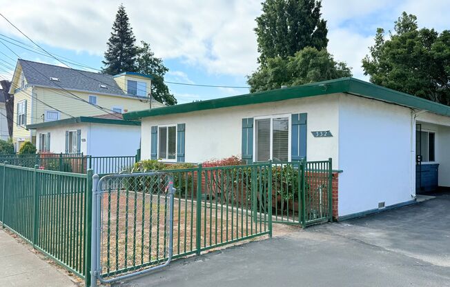 332 Pacific Ave (LO)